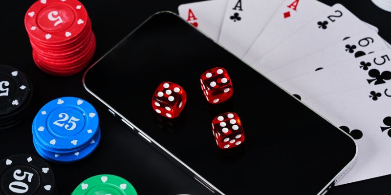 Cách đánh bài poker go99 - Chiến thuật và kỹ năng cơ bản